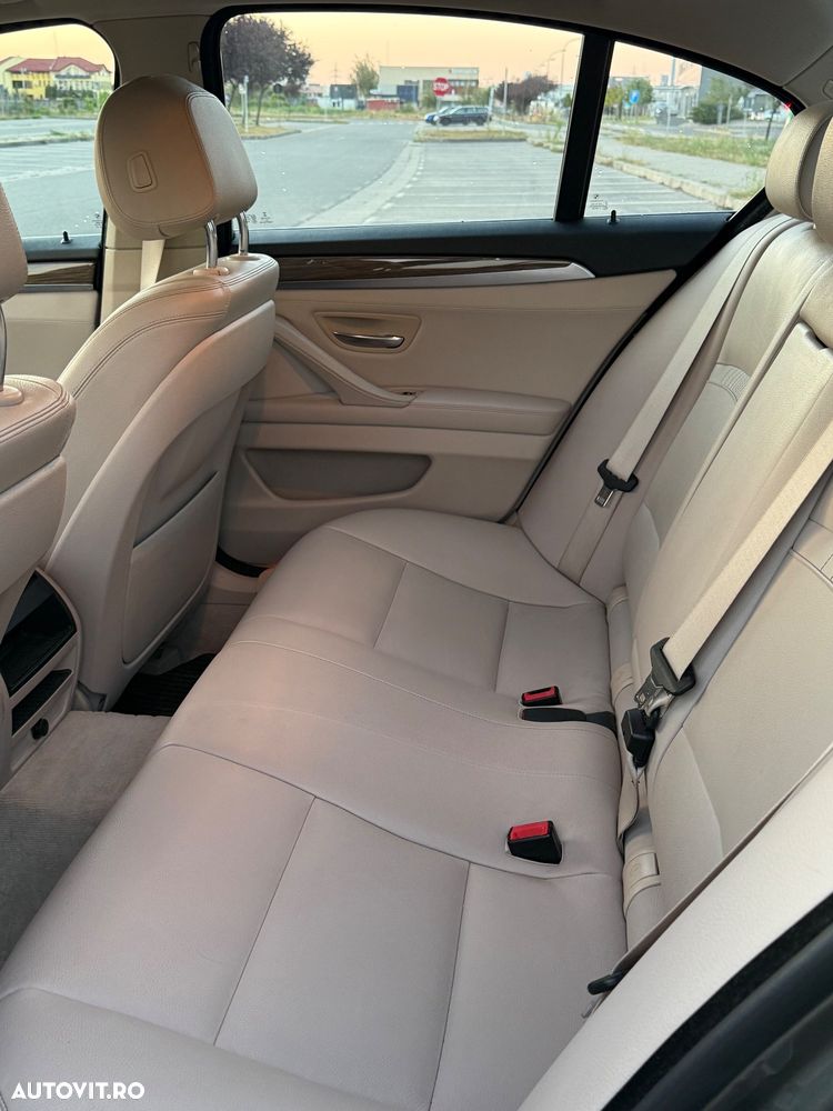 BMW Seria 5 520d xDrive AT - 8