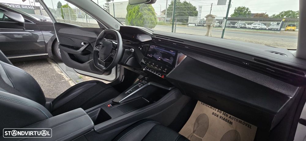 Peugeot 308 1.5 BlueHDi Allure Pack EAT8 - 38