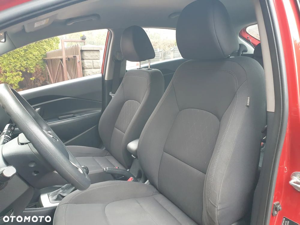 Kia Rio 1.2 L - 14