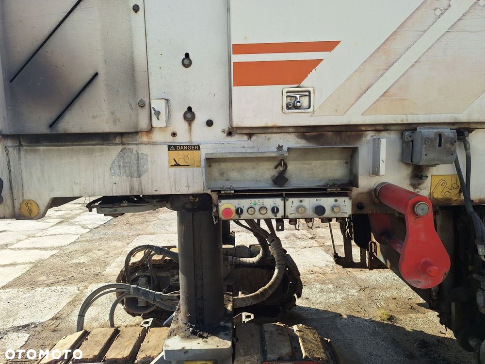 Wirtgen W 2000 - 38