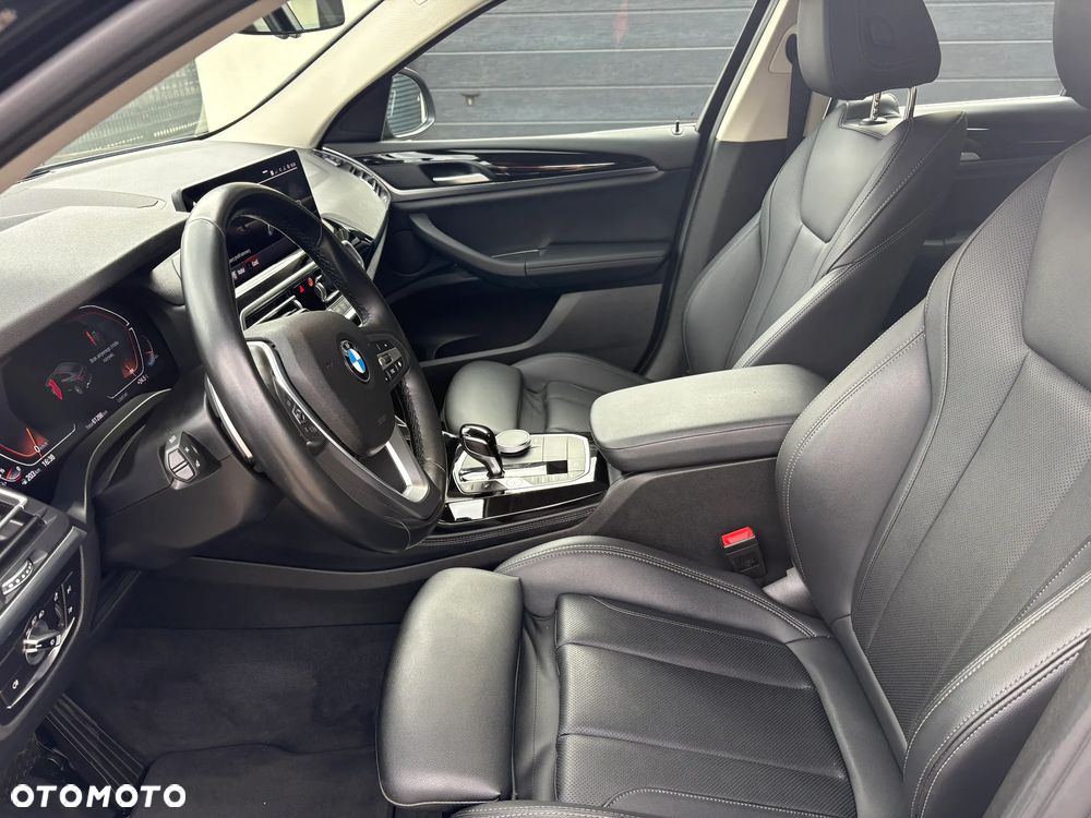 BMW X4 xDrive20i sport - 12