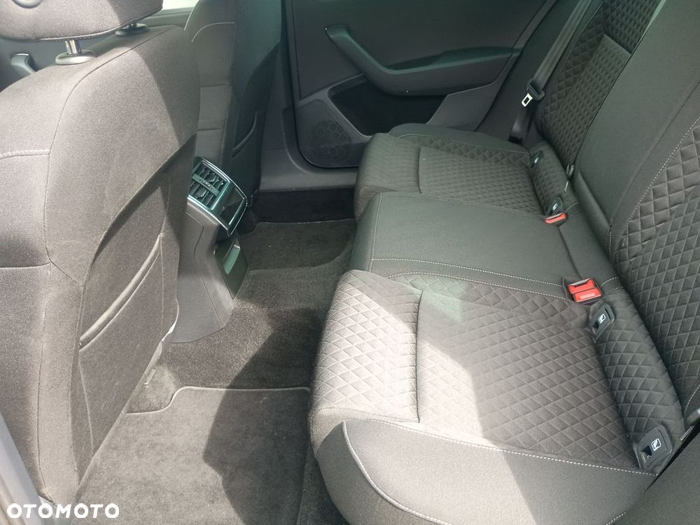 Skoda Superb 2.0 TDI SCR Ambition - 22