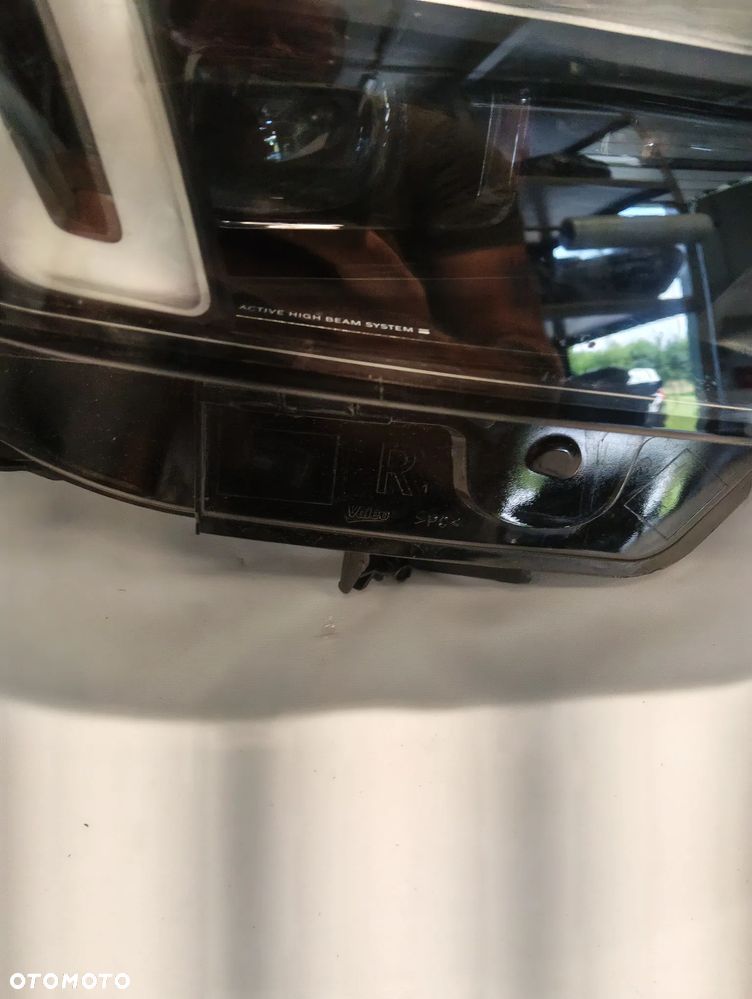 Volvo XC90 NM FULL LED 2025 KOMPLET LAMP PRZEDNICH 32365985/32365980 - 4