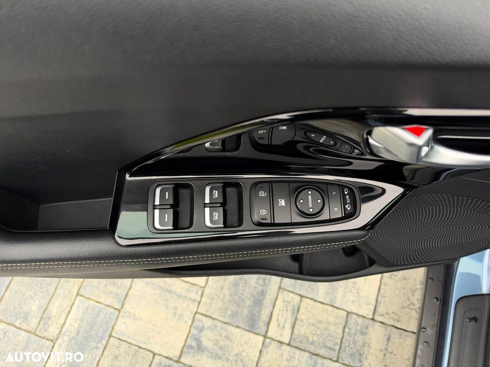 Kia Niro 1.6 GDI HEV 2WD OPF Aut. Vision - 19