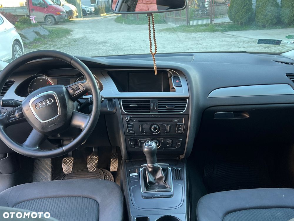 Audi A4 Avant 2.0 TDI - 6