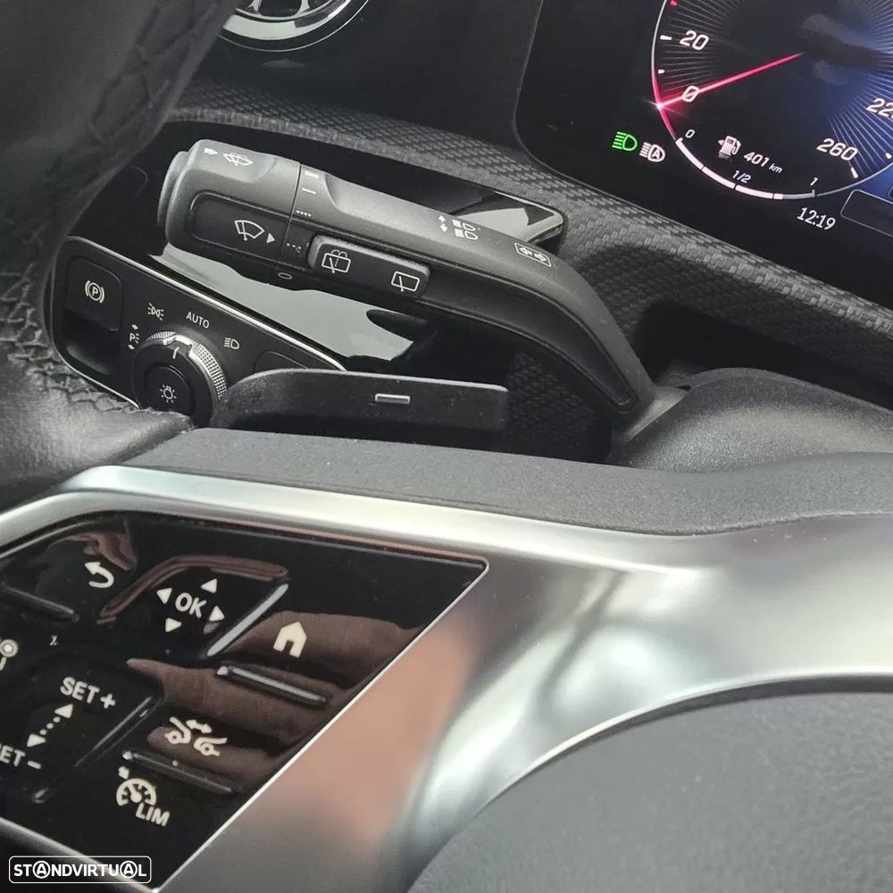 Mercedes-Benz A 200 Standard - 21