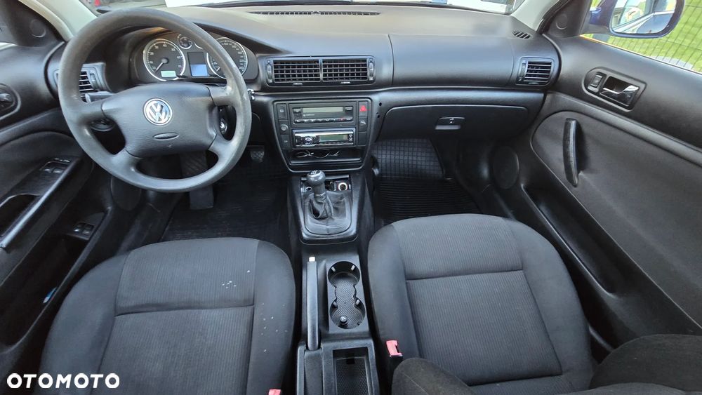 Volkswagen Passat 2.0 Comfortline Family - 10