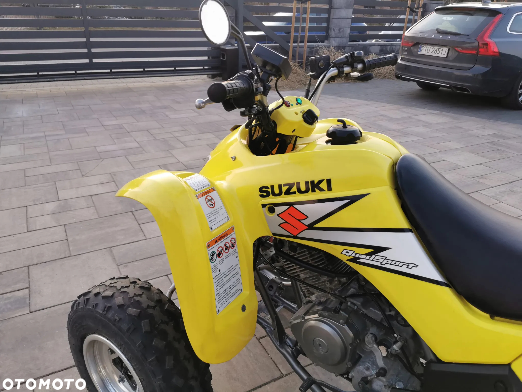 Suzuki Inny - 12