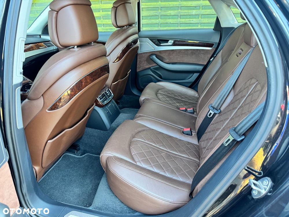 Audi A8 4.2 TDI Quattro - 37