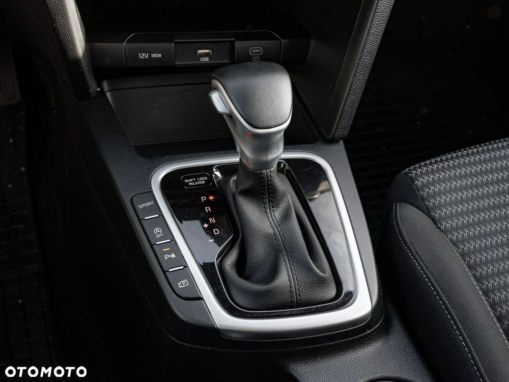 Kia Ceed 1.5 T-GDI M DCT - 17