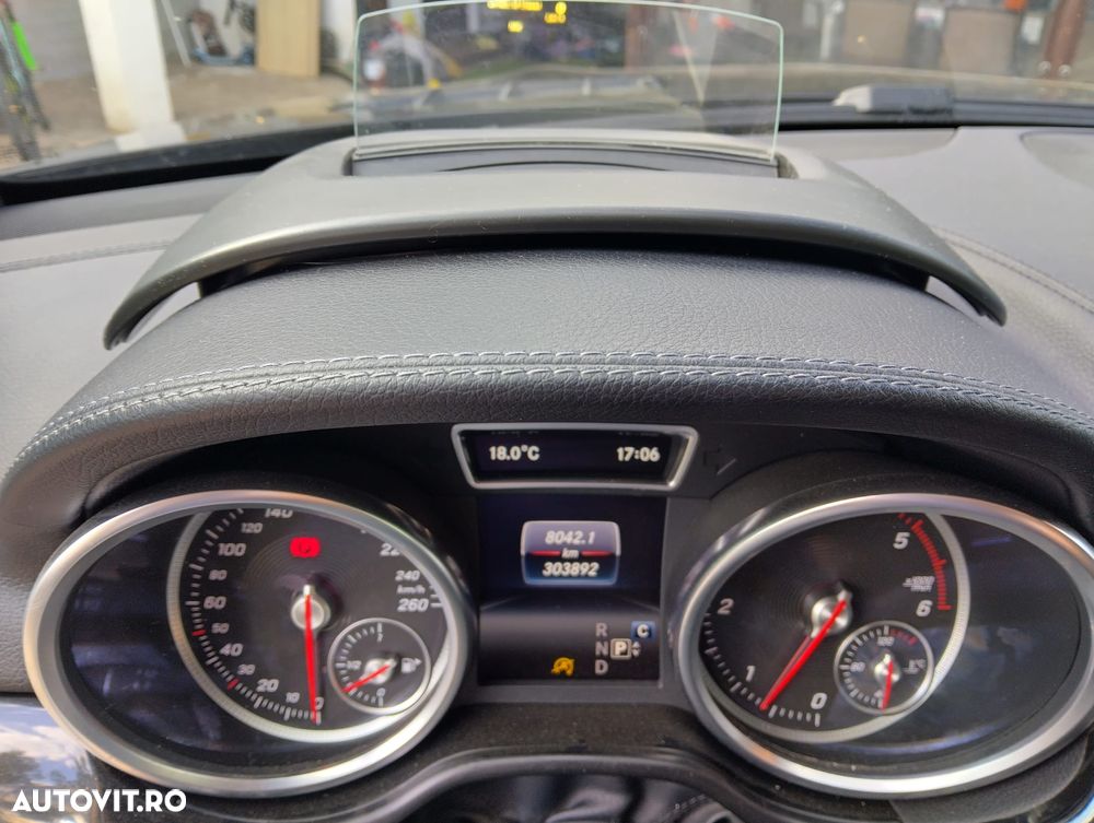 Mercedes-Benz GLS - 15