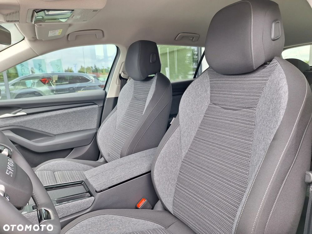 Skoda Superb 2.0 TSI Selection DSG - 6
