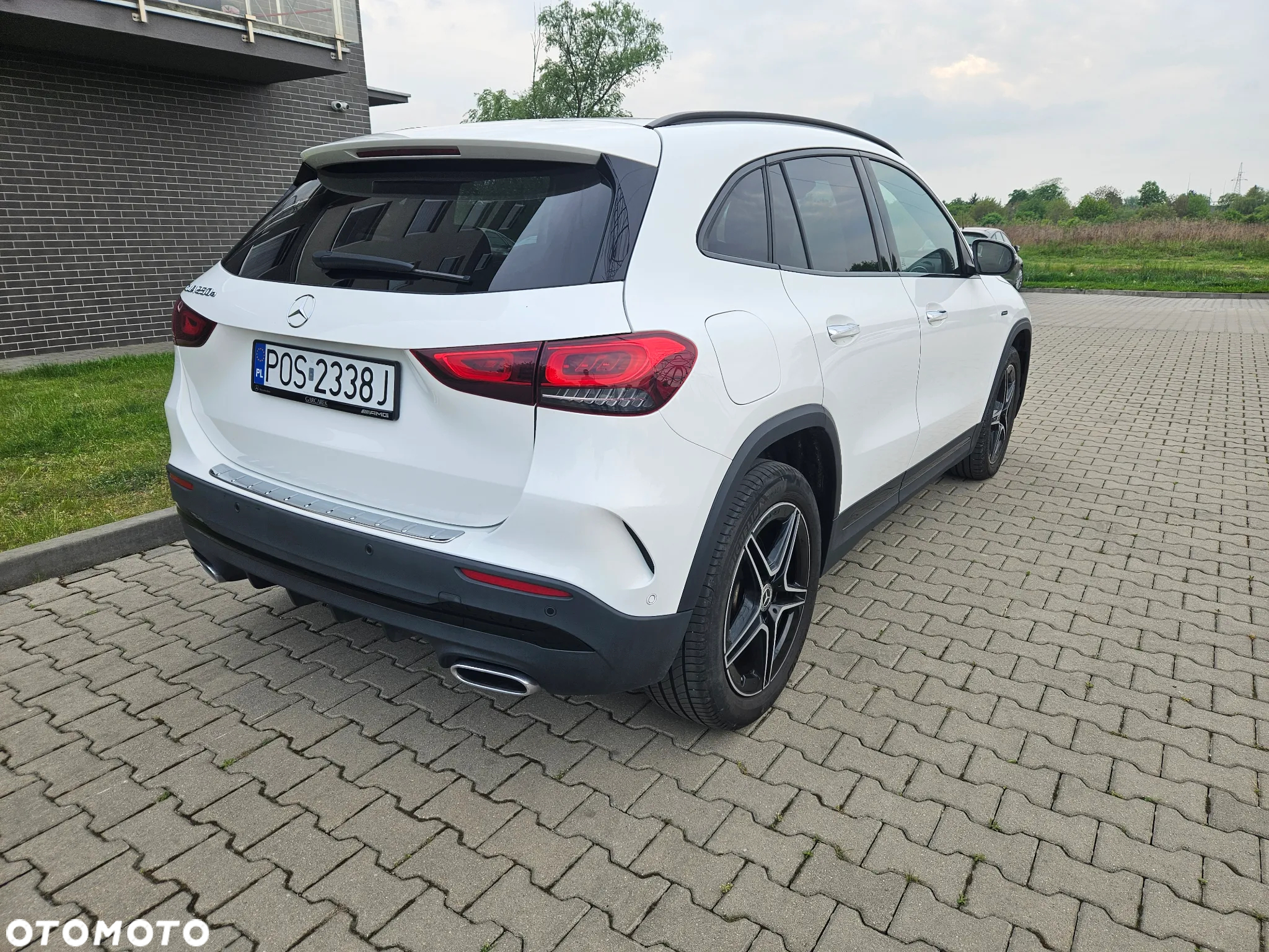 Mercedes-Benz GLA 250 e 8G-DCT AMG Line - 7