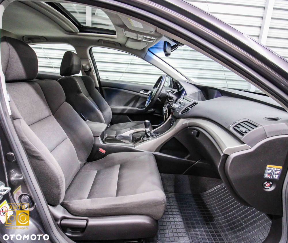 Honda Accord 2.0 Executive - 10