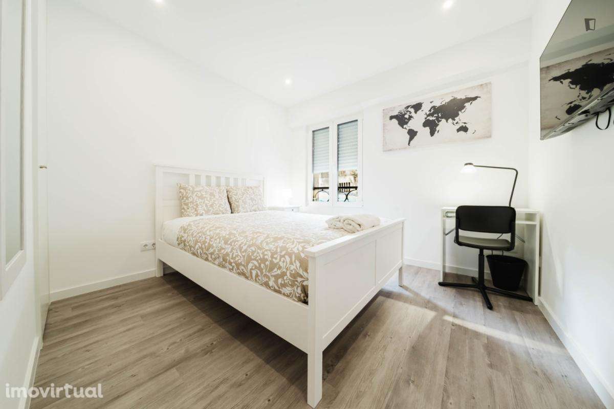 Quarto - localizado em Lumiar Lisbon - Grande imagem: 2/23