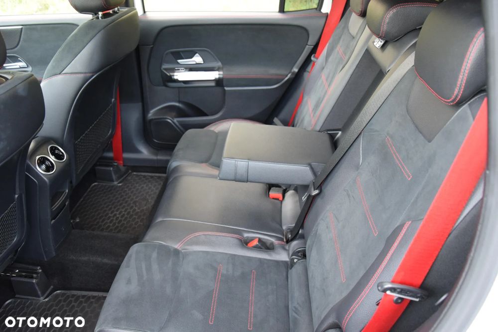 Mercedes-Benz GLB AMG 35 4-Matic - 30