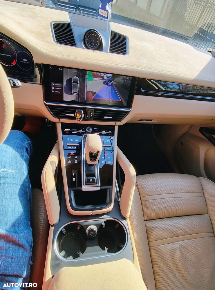 Porsche Cayenne S Tiptronic S Platinum Edition - 6