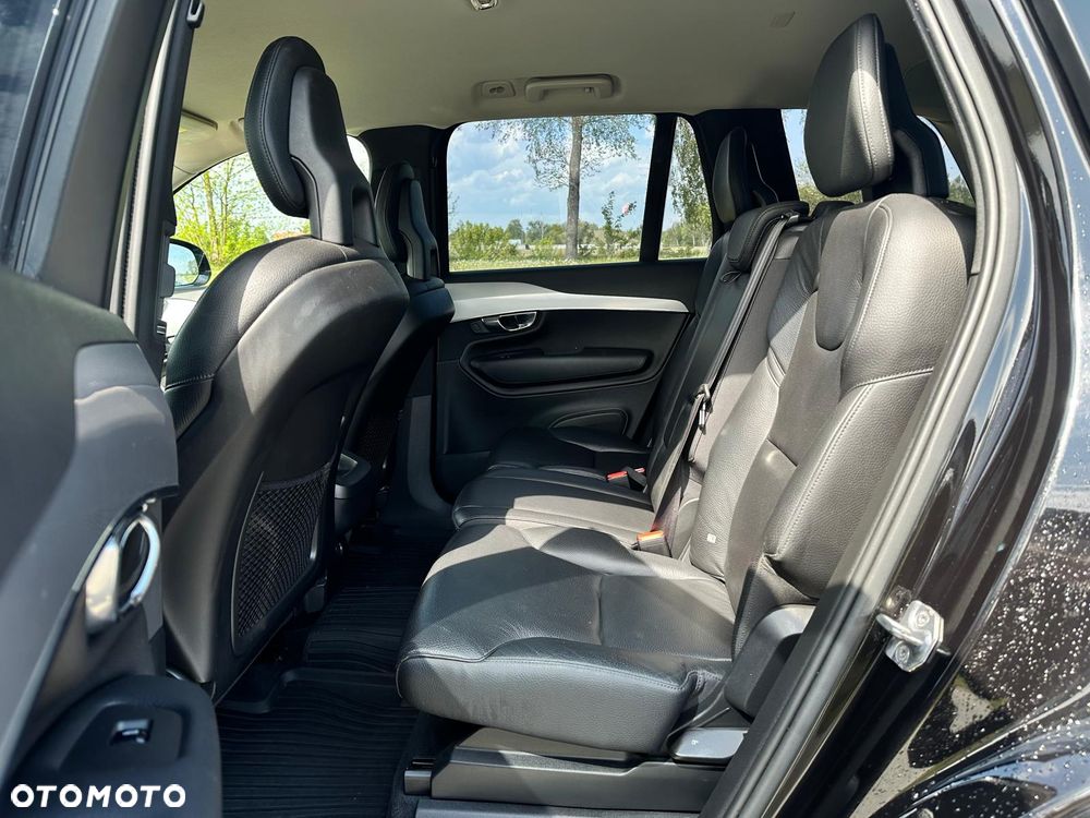 Volvo XC 90 D5 AWD Momentum - 20
