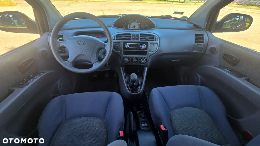 Hyundai Matrix 1.6 Active - 12
