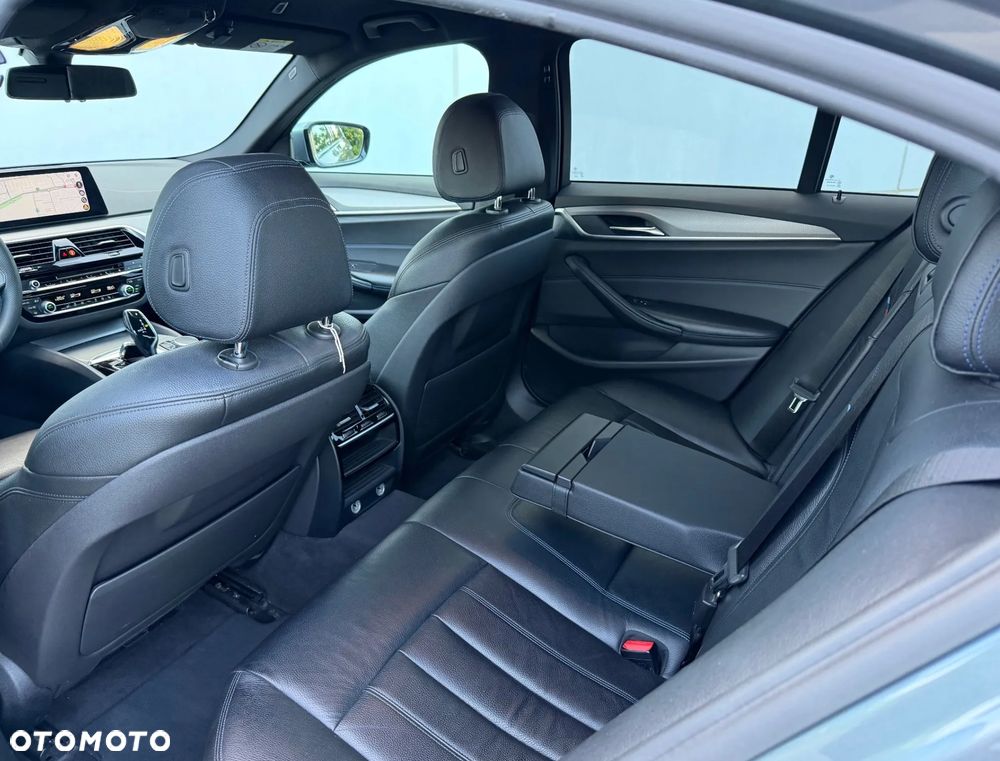 BMW Seria 5 540i xDrive GPF M Sport sport - 16