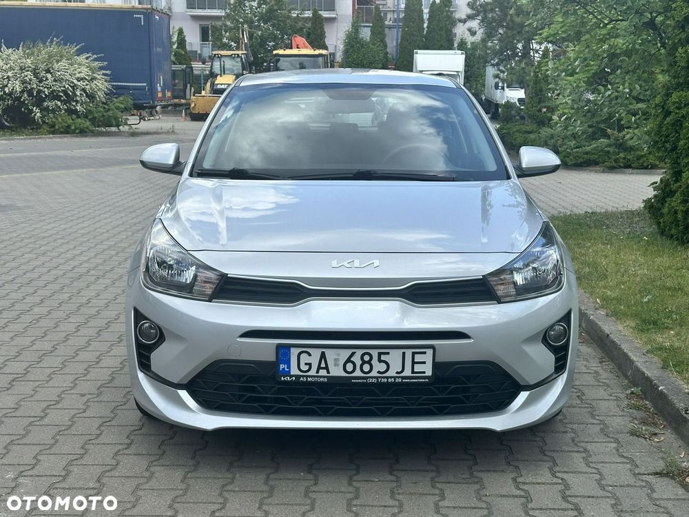 Kia Rio - 2