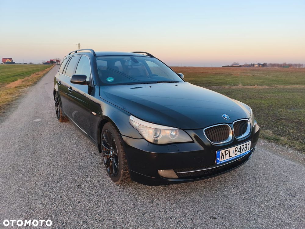BMW Seria 5 520d Edition Sport - 16