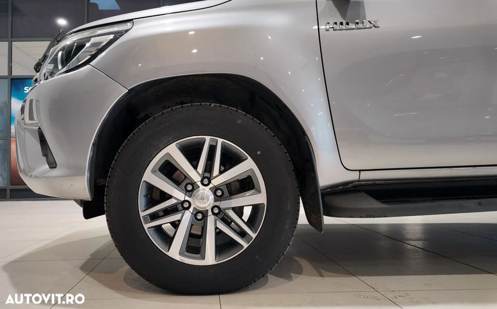 Toyota Hilux 2.4D 150CP 4x4 Double Cab AT Style - 37