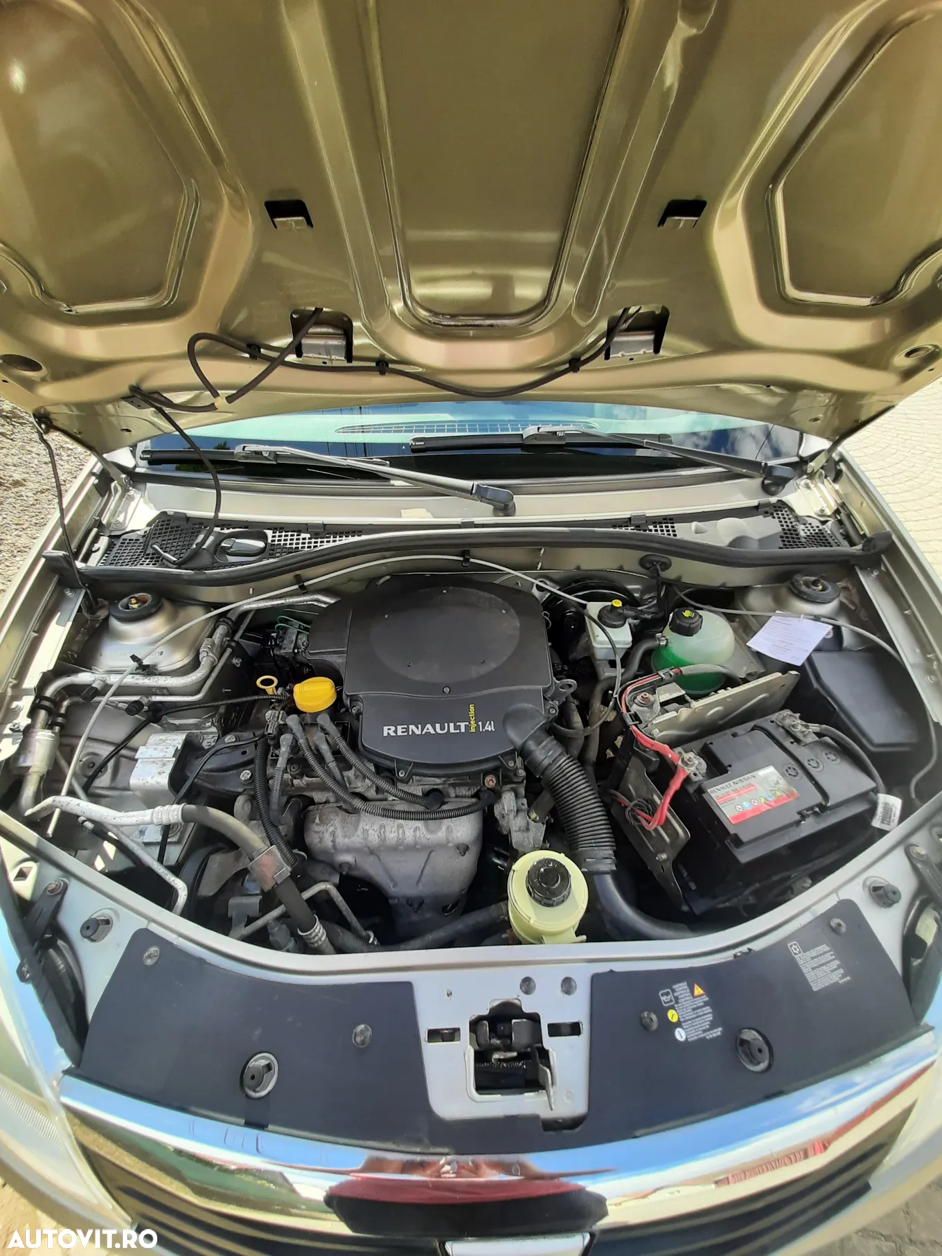 Dacia Sandero 1.4 MPI Laureate - 8