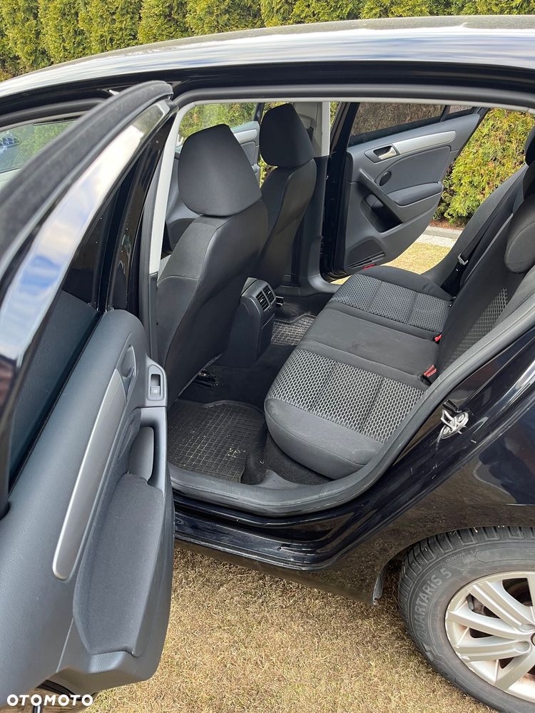 Volkswagen Golf 1.6 Trendline - 18