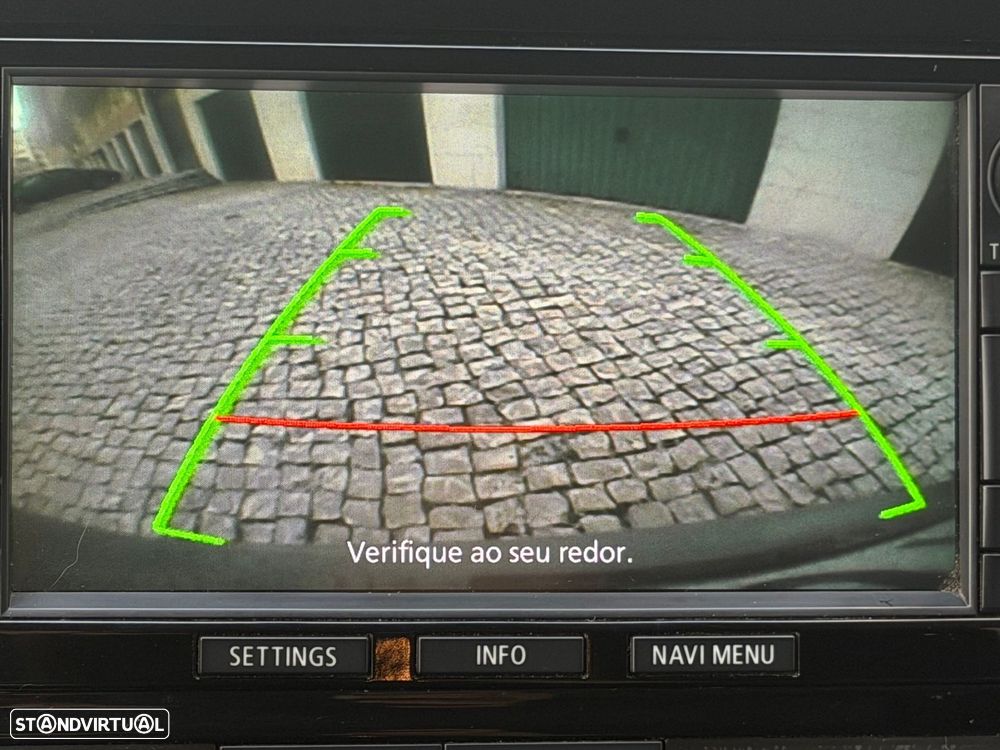 Mitsubishi Outlander 2.2 DI-D Intense - 15