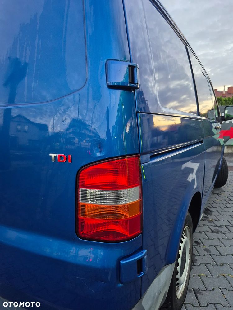 Volkswagen Transporter - 29