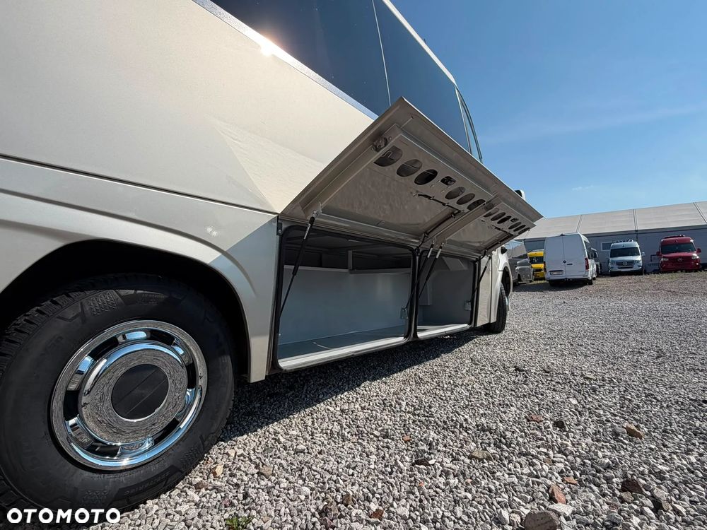 Mercedes-Benz Sprinter 519 - 5