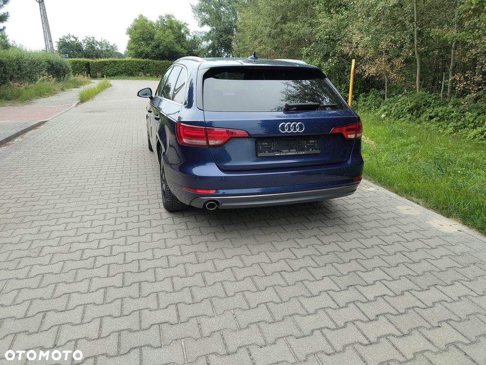 Audi A4 Avant 2.0 TDI S tronic design - 32