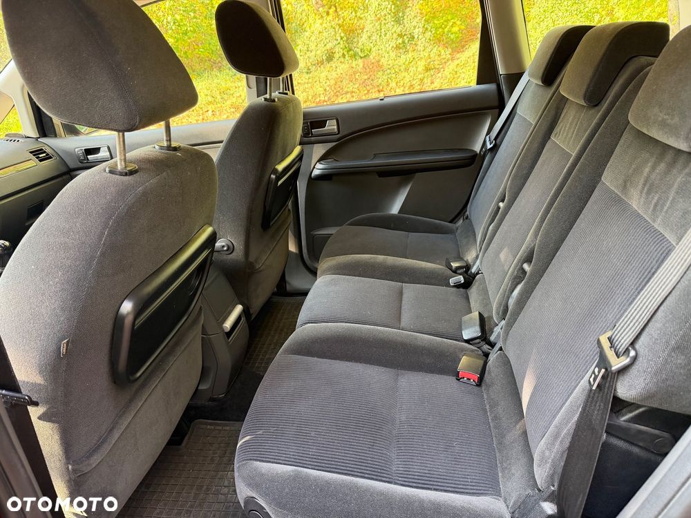 Ford Focus C-Max - 22
