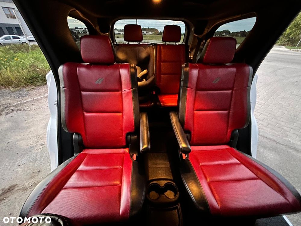 Dodge Durango - 32
