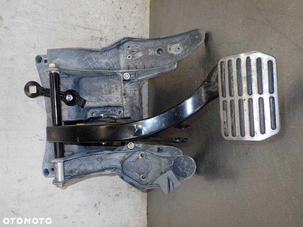 PEDAŁ HAMULCA VOLKSWAGEN TOUAREG 5.0 7L0723031F  7L0723142B  7L0723117 - 1