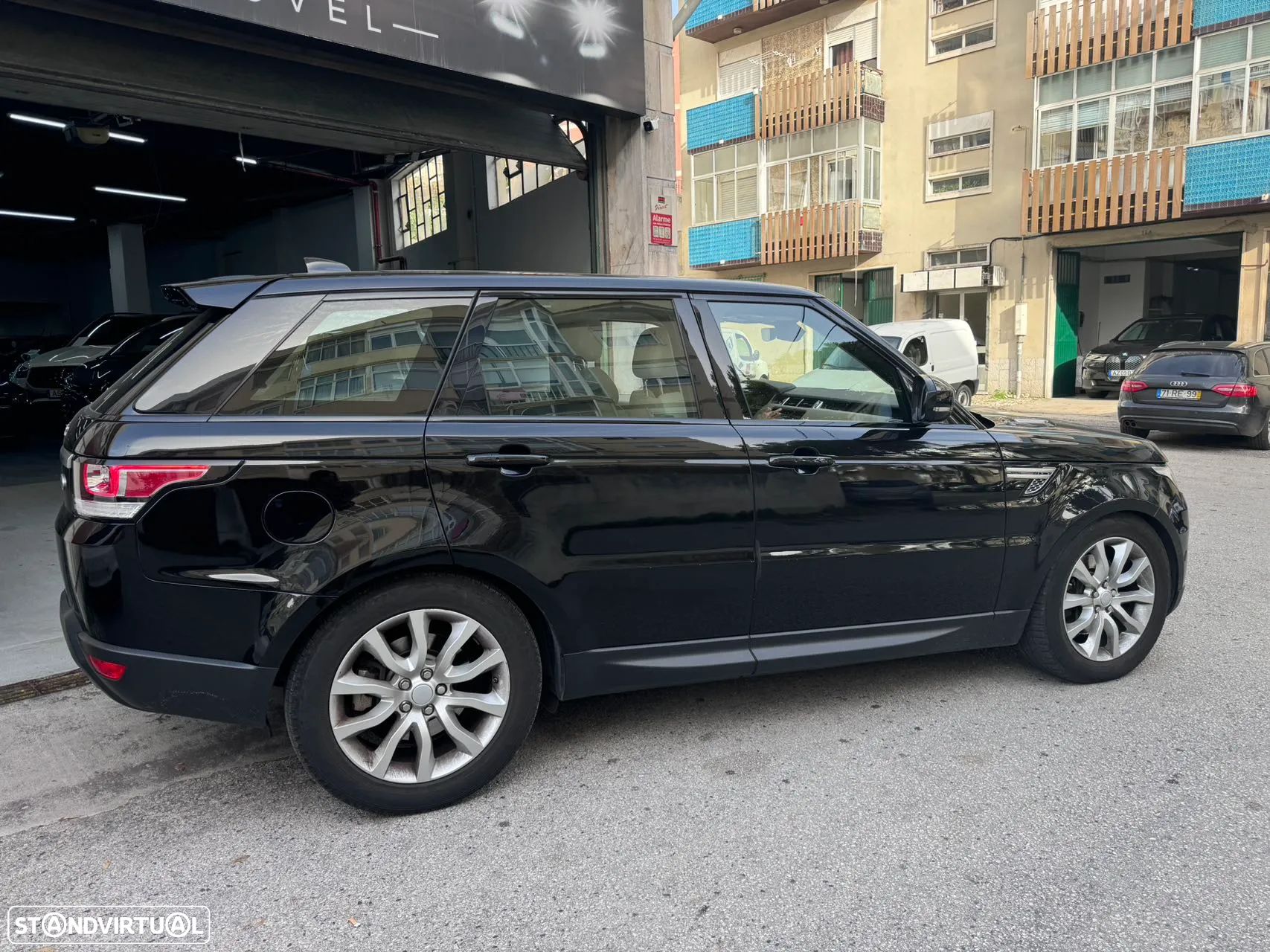Land Rover Range Rover Sport 3.0 TDV6 HSE - 1