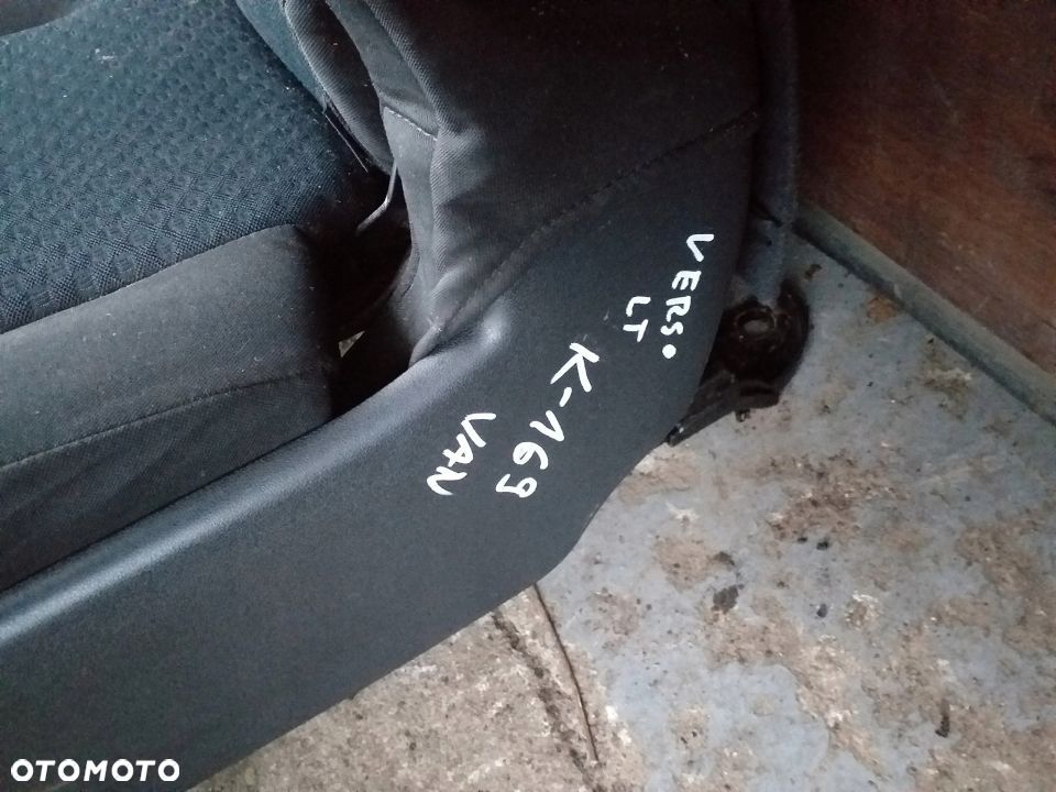 Toyota Verso 09 Van kanapa fotel pasy przekładka - 9