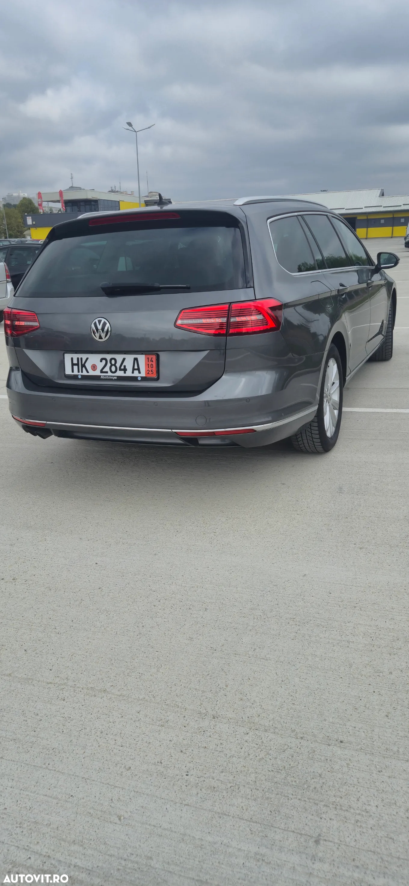 Volkswagen Passat Variant 2.0 TDI DSG Comfortline - 5