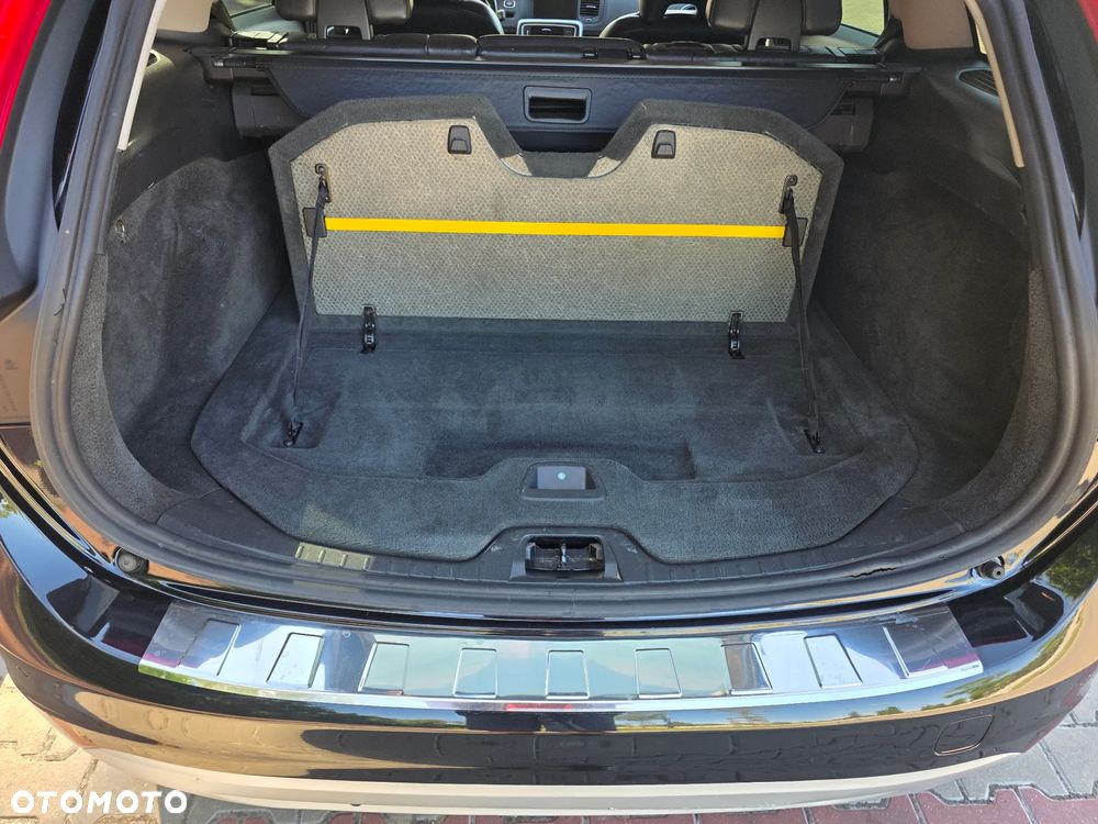 Volvo V60 D4 Geartronic Momentum - 11