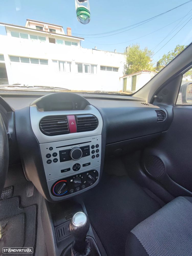 Opel Corsa 1.2 Twinport Silver - 13