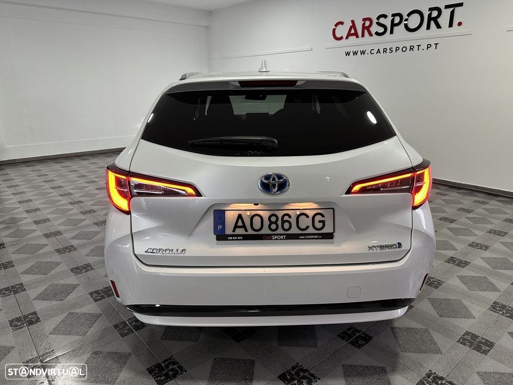 Toyota Corolla 1.8 Hybrid Exclusive - 6