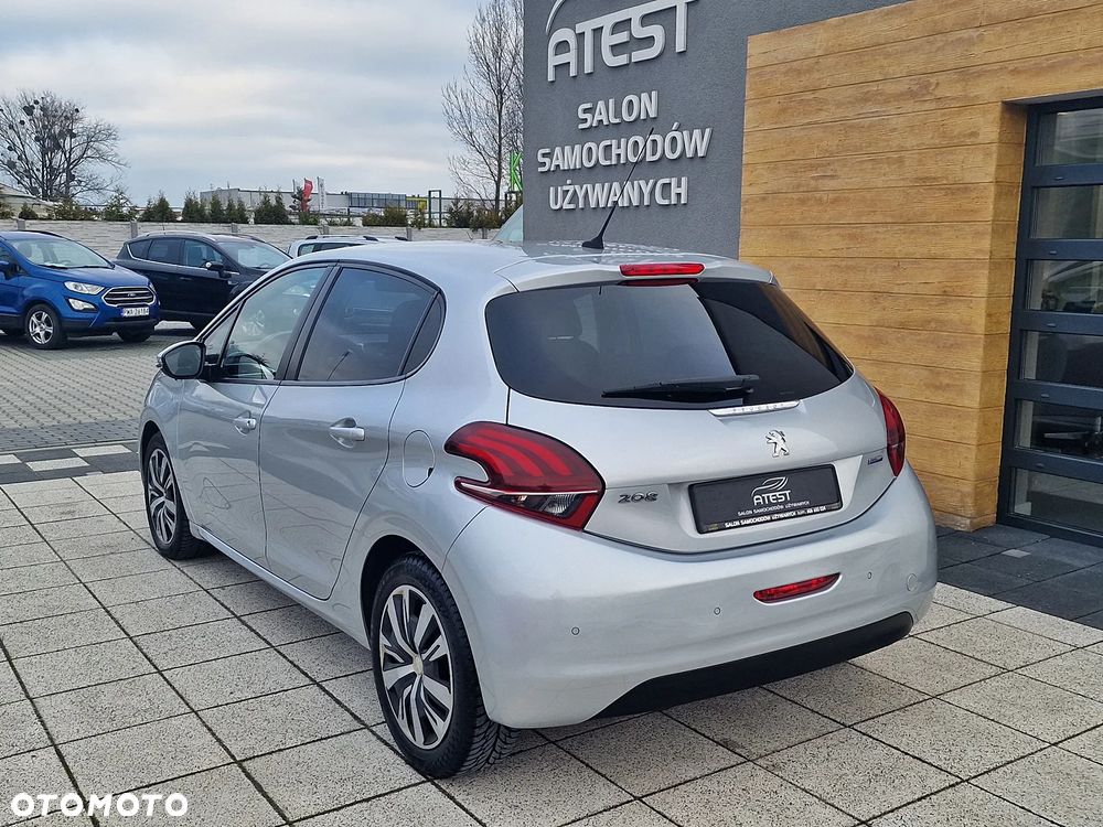 Peugeot 208 PureTech 82 Active - 3