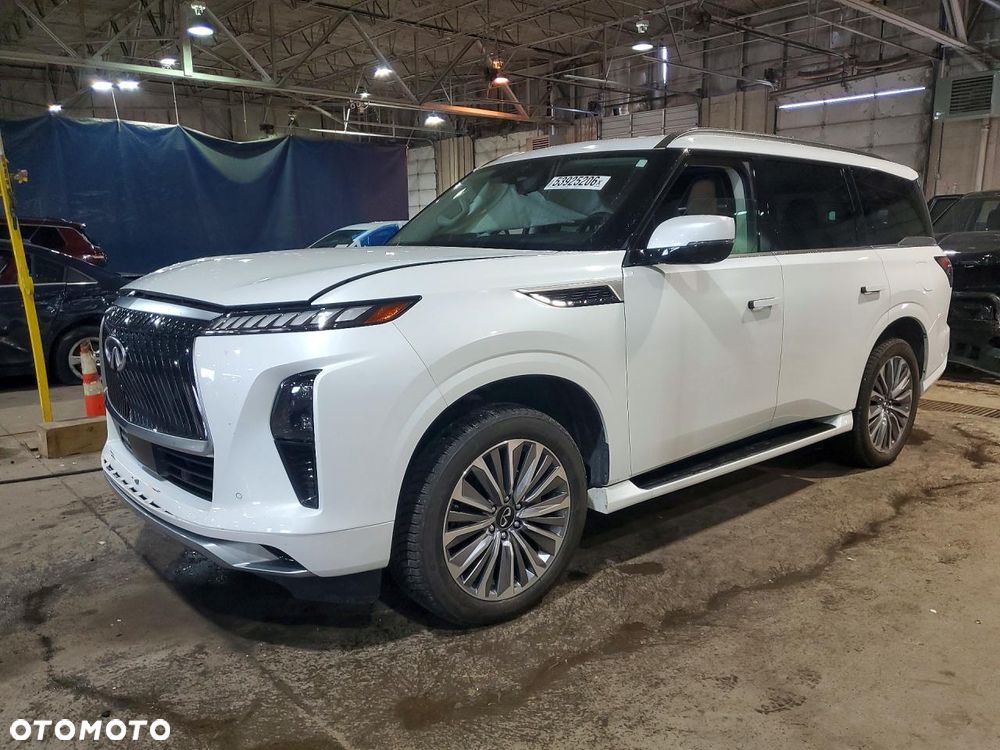 Infiniti QX80 - 2