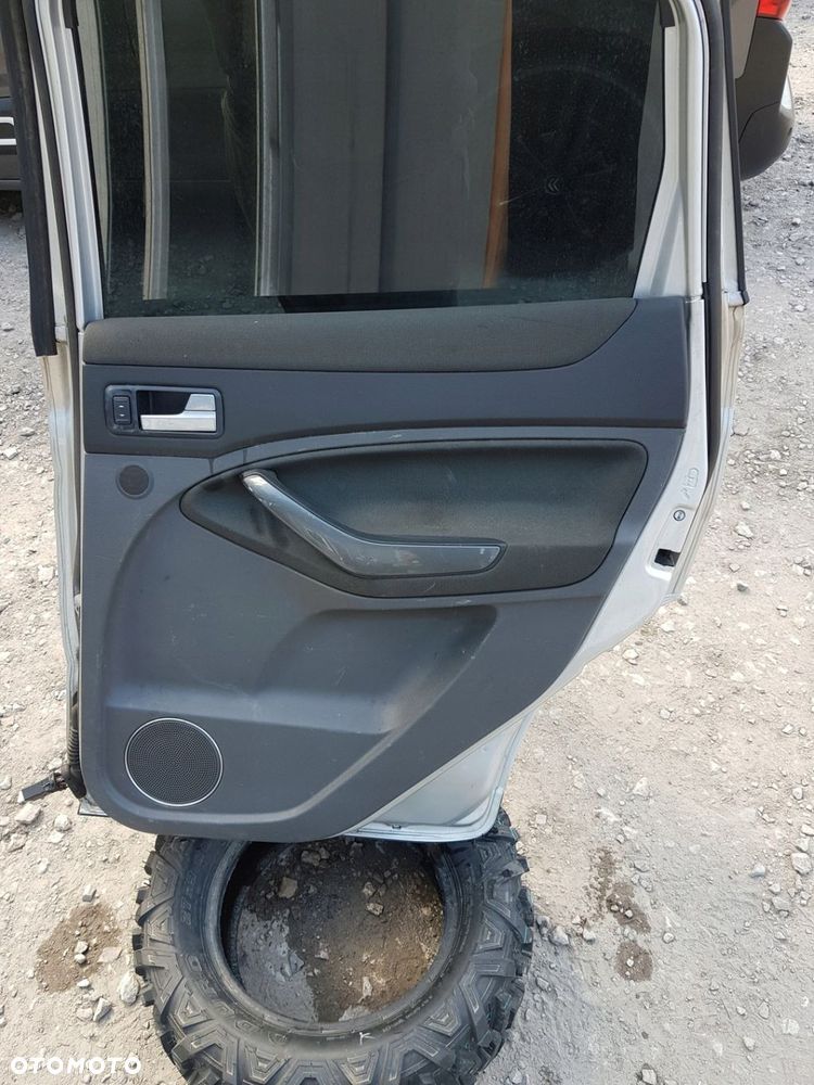 DRZWI PRAWE PRAWY TYŁ FORD KUGA I MK1 08-12R KOLOR 08 - 11