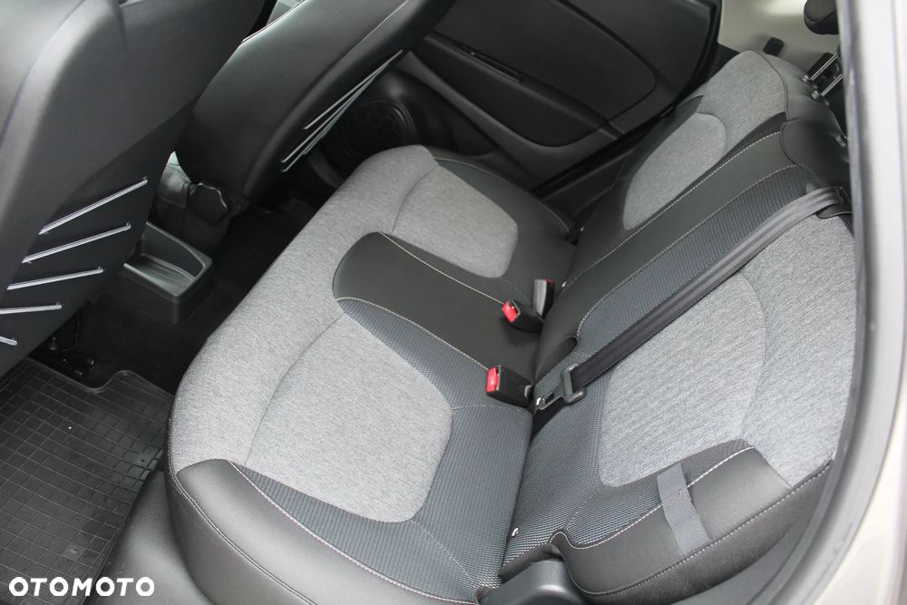 Renault Captur ENERGY TCe 120 LIMITED - 17