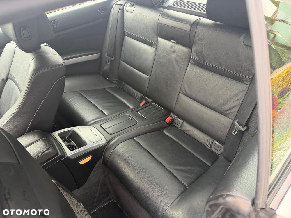 BMW Seria 3 335i Edition Exclusive - 25