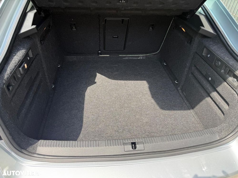Skoda Superb 2.0 TDI DSG Ambition - 14