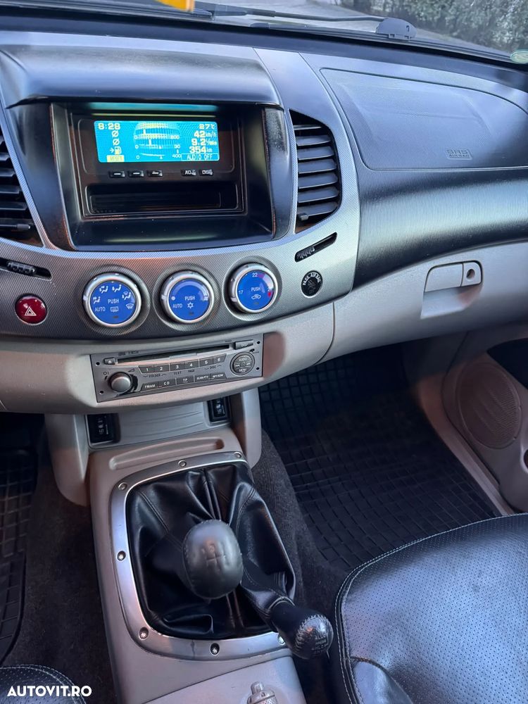Mitsubishi L200 - 7