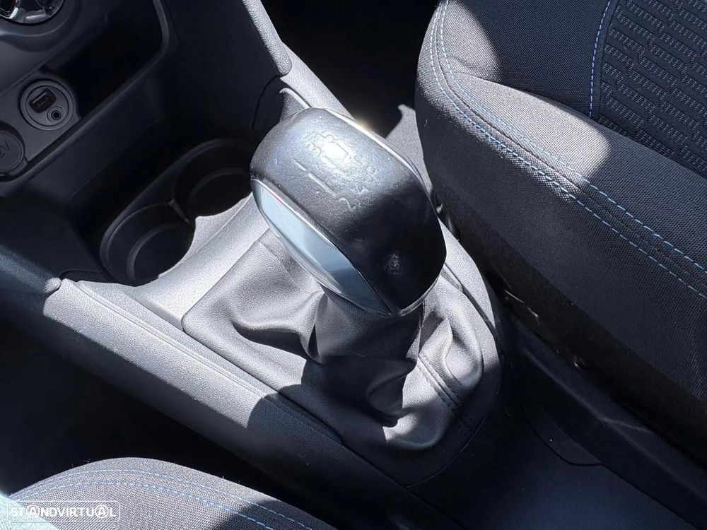 Peugeot 208 1.6 BlueHDi Style - 47